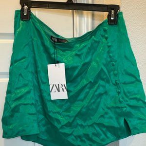 Buttoned Satin Effect Skort 2022